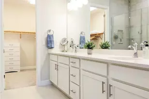 178 Indies Dr E, Naples, FL 34114 - Photo 17