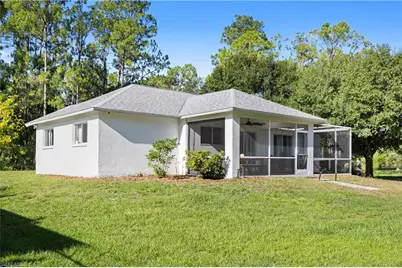 3715 41st Ave NE, Naples, FL 34120 - Photo 5