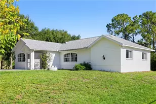 3715 41st Ave NE, Naples, FL 34120 - Photo 3