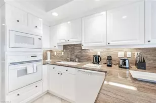 7225 Pelican Bay Blvd, Naples, FL 34108 - Photo 11