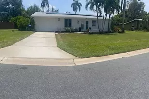 6306 St Andrews Cir S, Fort Myers, FL 33919 - Photo 1