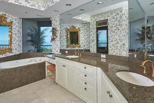 7225 Pelican Bay Blvd, Naples, FL 34108 - Photo 13