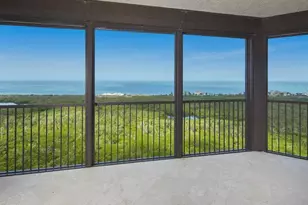 7225 Pelican Bay Blvd, Naples, FL 34108 - Photo 5