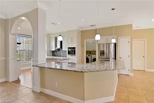 805 SW 4th Pl, Cape Coral, FL 33991 - Photo 5