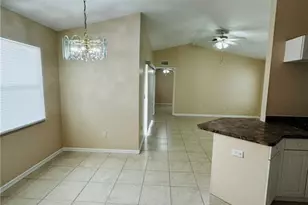 2732 NE 7th Pl, Cape Coral, FL 33909 - Photo 15