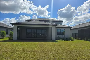 3700 Passion Vine Dr, Alva, FL 33920 - Photo 3