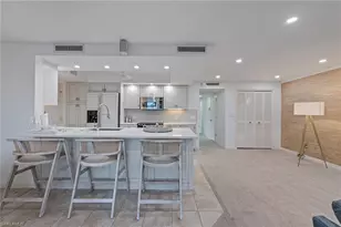 2900 Gulf Shore Blvd N, Naples, FL 34103 - Photo 7