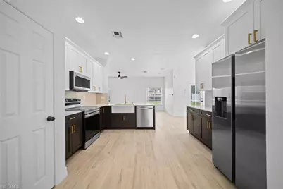 11544 Lake Cypress Loop, Fort Myers, FL 33913 - Photo 9