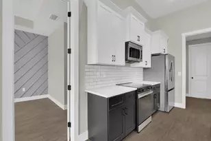 1619 NW 17th St, Cape Coral, FL 33993 - Photo 5