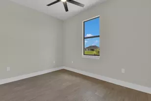 1619 NW 17th St, Cape Coral, FL 33993 - Photo 15