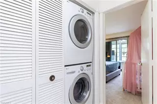 1014 Pine Isle Ln, Naples, FL 34112 - Photo 11