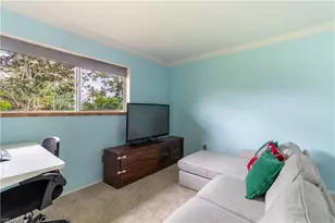 1014 Pine Isle Ln, Naples, FL 34112 - Photo 9