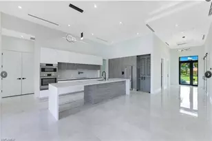 4612 SW 22nd Pl, Cape Coral, FL 33914 - Photo 5