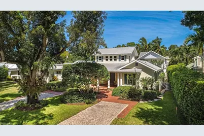 369 2nd Ave N, Naples, FL 34102 - Photo 1