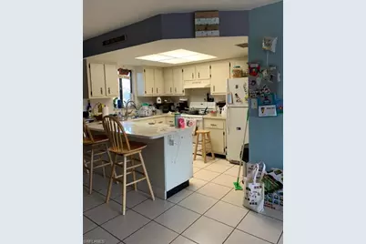 1400 Green Valley Cir #1004, Naples, FL 34104 - Photo 3