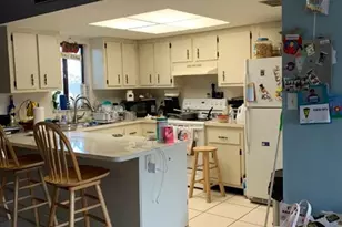 1400 Green Valley Cir, Naples, FL 34104 - Photo 3