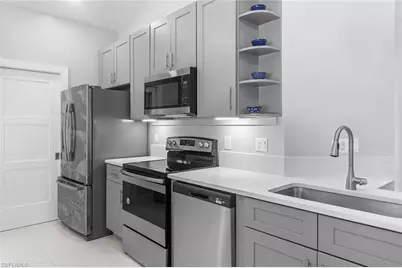 530 22nd Ave NW, Naples, FL 34120 - Photo 11