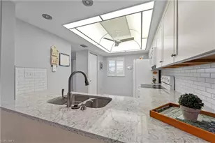 5487 Peppertree Dr, Fort Myers, FL 33908 - Photo 7