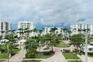 1200 Gulf Shore Blvd N, Naples, FL 34102 - Photo 21