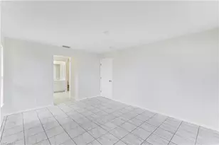 204 SE 19th Terrace, Cape Coral, FL 33990 - Photo 13