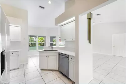 204 SE 19th Ter, Cape Coral, FL 33990 - Photo 7