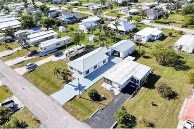 16080 Siesta Dr, Fort Myers, FL 33908 - Photo 5