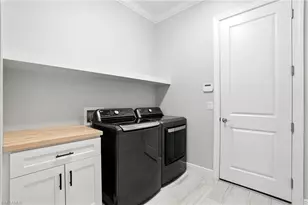 8951 St Lucia Dr, Naples, FL 34114 - Photo 31