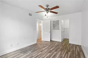 201-5 Santa Clara Dr, Naples, FL 34104 - Photo 15