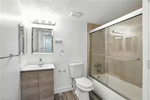 201-5 Santa Clara Dr, Naples, FL 34104 - Photo 17