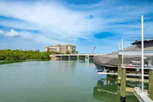 244C Wiggins Bay Dr, Naples, FL 34110 - Photo 7