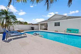 664 102nd Ave N, Naples, FL 34108 - Photo 3