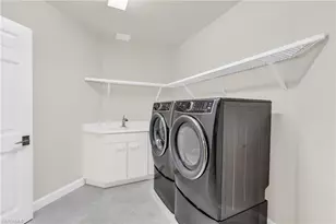 7117 Pelican Bay Blvd, Naples, FL 34108 - Photo 33