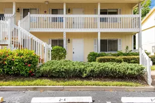 4627 Bayshore Dr, Naples, FL 34112 - Photo 1