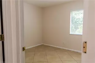 4627 Bayshore Dr, Naples, FL 34112 - Photo 17