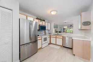 745 Landover Cir, Naples, FL 34104 - Photo 3