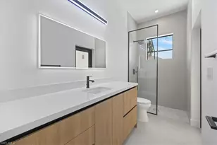 4333 SW 16th Pl, Cape Coral, FL 33914 - Photo 11