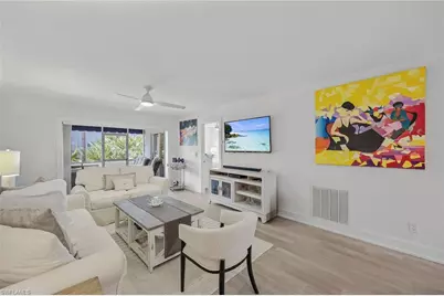 876 Gulf Pavilion Dr #105, Naples, FL 34108 - Photo 13