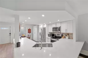 876 Gulf Pavilion Dr, Naples, FL 34108 - Photo 1