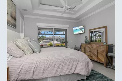 609 Crescent St, Marco Island, FL 34145 - Photo 13