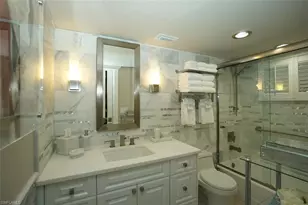 480 5th St S, Naples, FL 34102 - Photo 15