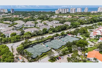 833 Reef Point Cir, Naples, FL 34108 - Photo 19