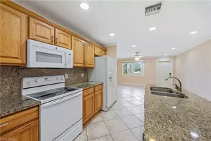 1120 Ridge St, Naples, FL 34103 - Photo 19