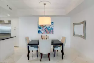 285 Grande Way, Naples, FL 34110 - Photo 15