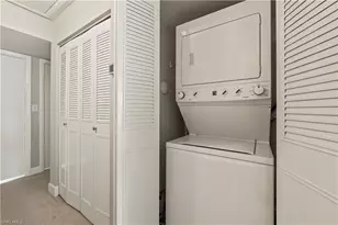 2500 Gulf Shore Blvd N, Naples, FL 34103 - Photo 5