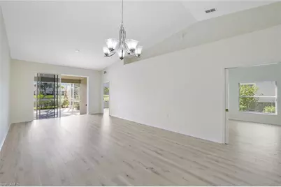 6187 Mandalay Cir #32, Naples, FL 34112 - Photo 7