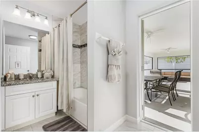 3302 SW 8th Pl, Cape Coral, FL 33914 - Photo 25