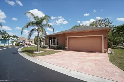 10740 Pearl Bay Cir, Estero, FL 33928 - Photo 3