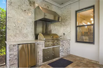 9126 Trivoli Ter, Naples, FL 34119 - Photo 7