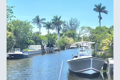 2840 Shoreview Dr #7, Naples, FL 34112 - Photo 11