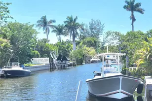 2840 Shoreview Dr, Naples, FL 34112 - Photo 11